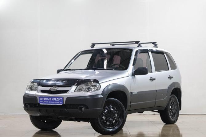 Chevrolet Niva I Рестайлинг с пробегом 2011 года, цена 569 000 рублей, 151000 км, внедорожник, Автокод Объявления