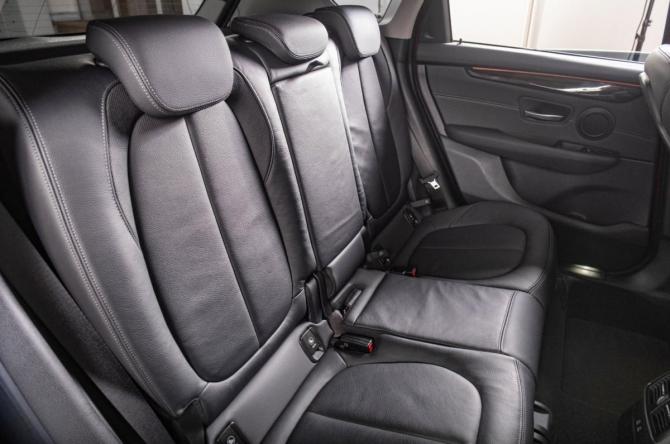 BMW 2 серии Active Tourer F45 Рестайлинг с пробегом 2019 года, цена 1 529 000 рублей, 106000 км, компактвэн, Автокод Объявления