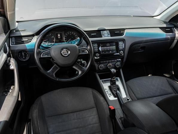 Skoda Octavia III (A7) с пробегом 2015 года, цена 1 229 000 рублей, 267518 км, лифтбек, Автокод Объявления