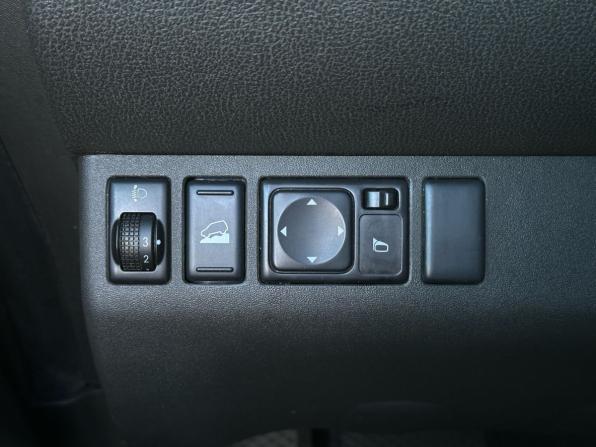 Nissan Pathfinder III Рестайлинг с пробегом 2011 года, цена 1 319 000 рублей, 215723 км, внедорожник, Автокод Объявления