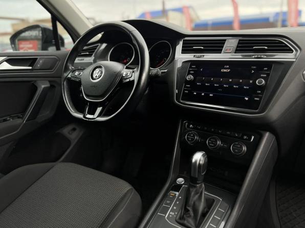 Volkswagen Tiguan II с пробегом 2019 года, цена 2 650 000 рублей, 41695 км, внедорожник, Автокод Объявления