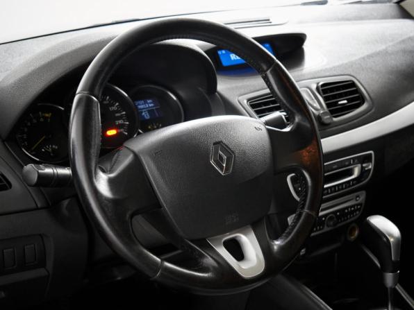 Renault Fluence I с пробегом 2012 года, цена 505 000 рублей, 257129 км, седан, Автокод Объявления