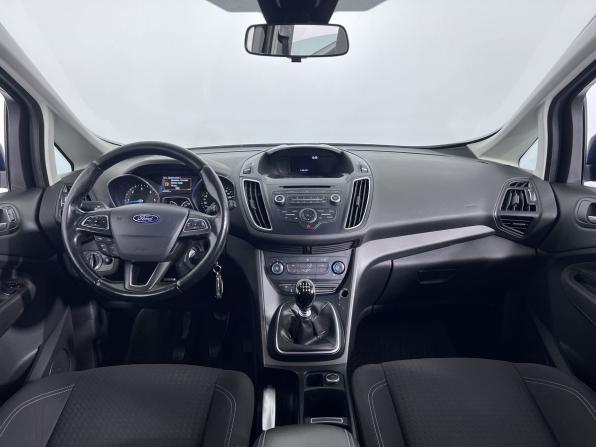 Ford C-MAX II Рестайлинг с пробегом 2017 года, цена 1 089 000 рублей, 207983 км, компактвэн, Автокод Объявления