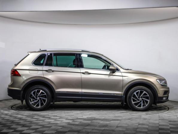 Volkswagen Tiguan II с пробегом 2018 года, цена 1 539 777 рублей, 330609 км, внедорожник, Автокод Объявления