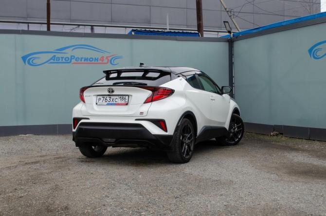 Toyota C-HR I Рестайлинг с пробегом 2020 года, цена 1 670 000 рублей, 58000 км, внедорожник, Автокод Объявления