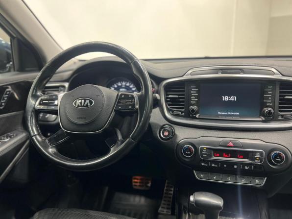 Kia Sorento III Prime Рестайлинг с пробегом 2017 года, цена 2 340 000 рублей, 225780 км, внедорожник, Автокод Объявления