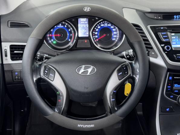 Hyundai Elantra V (MD) Рестайлинг с пробегом 2014 года, цена 1 125 000 рублей, 199400 км, седан, Автокод Объявления
