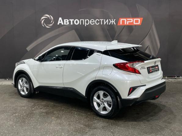 Toyota C-HR I с пробегом 2019 года, цена 2 250 000 рублей, 76473 км, внедорожник, Автокод Объявления