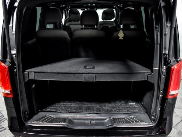 Mercedes-Benz V-Класс III (W447) Рестайлинг с пробегом 2019 года, цена 4 445 896 рублей, 208365 км, минивэн, Автокод Объявления