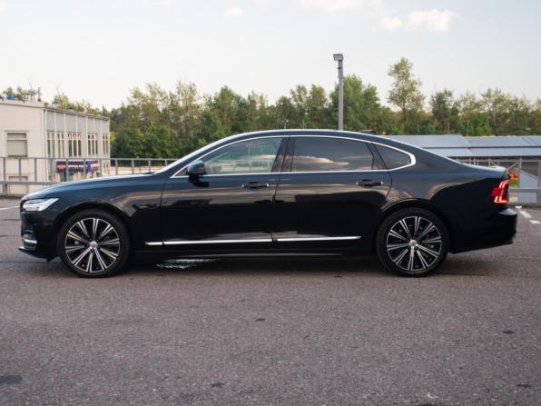 Volvo S90 II Рестайлинг с пробегом 2021 года, цена 4 089 000 рублей, 75000 км, седан, Автокод Объявления