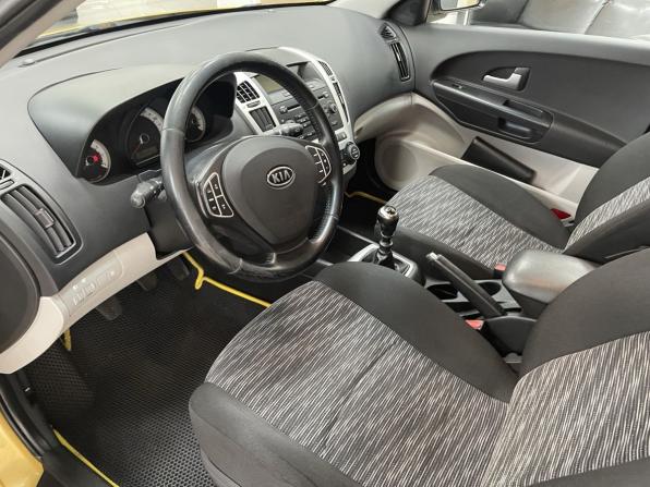 Kia Ceed I с пробегом 2009 года, цена 500 000 рублей, 344382 км, универсал, Автокод Объявления