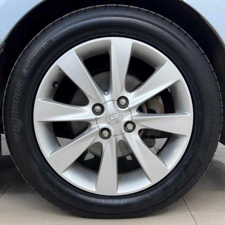 Hyundai Solaris I с пробегом 2012 года, цена 805 000 рублей, 221824 км, хэтчбек, Автокод Объявления