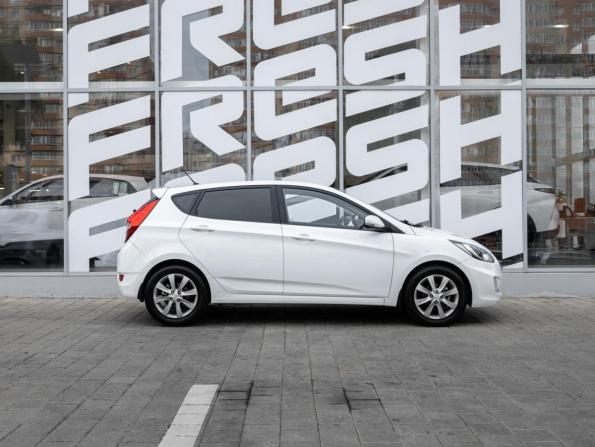 Hyundai Solaris I с пробегом 2011 года, цена 840 000 рублей, 181859 км, хэтчбек, Автокод Объявления