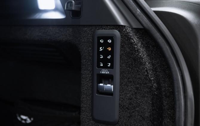 Новый Land Rover Range Rover V 2026 года, цена 27 490 000 рублей, внедорожник, Автокод Объявления