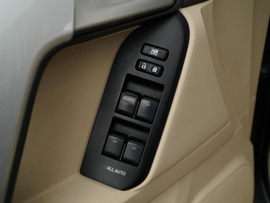 Toyota Land Cruiser Prado 150 Series Рестайлинг 2 Москва  - изображение 15