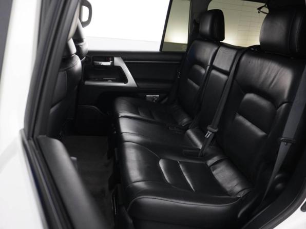 Toyota Land Cruiser 200 Series Рестайлинг 1 с пробегом 2015 года, цена 3 599 051 рубль, 488161 км, внедорожник, Автокод Объявления