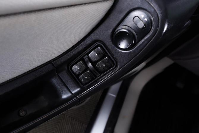 Opel Zafira A Рестайлинг с пробегом 2004 года, цена 699 000 рублей, 283000 км, компактвэн, Автокод Объявления