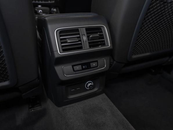 Audi Q5 II (FY) Рестайлинг с пробегом 2025 года, цена 5 620 000 рублей, 57 км, внедорожник, Автокод Объявления