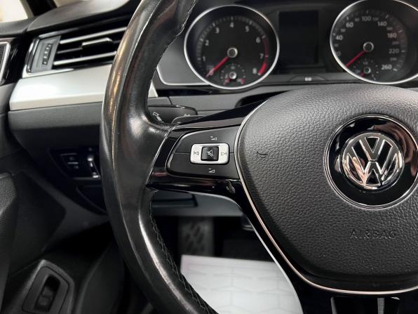Volkswagen Passat B8 с пробегом 2017 года, цена 1 700 000 рублей, 127302 км, седан, Автокод Объявления