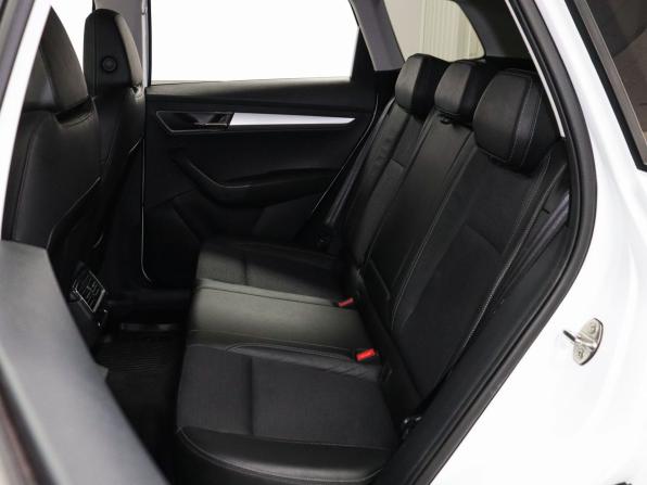 Skoda Karoq I с пробегом 2021 года, цена 2 449 000 рублей, 61308 км, внедорожник, Автокод Объявления