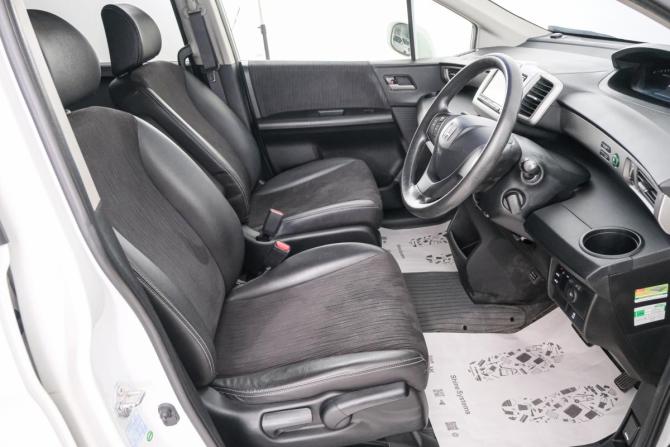 Honda Freed I Рестайлинг с пробегом 2014 года, цена 1 299 000 рублей, 92000 км, компактвэн, Автокод Объявления