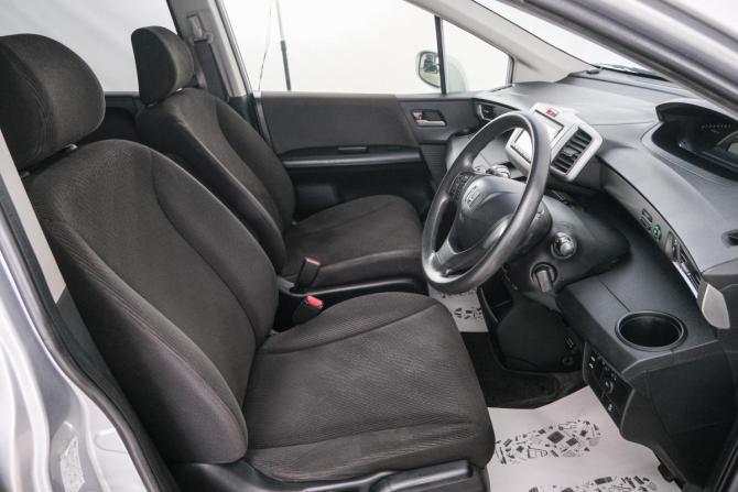 Honda Freed I Рестайлинг 2 с пробегом 2014 года, цена 1 099 000 рублей, 148000 км, компактвэн, Автокод Объявления