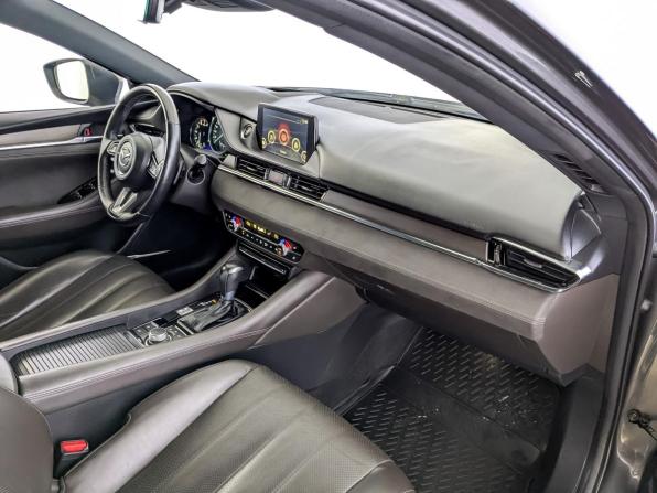 Mazda 6 III (GJ) Рестайлинг 2 с пробегом 2019 года, цена 2 030 000 рублей, 171083 км, седан, Автокод Объявления