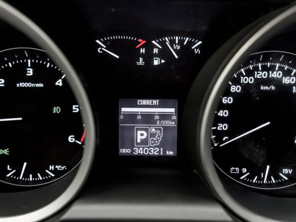 Toyota Land Cruiser 200 Series с пробегом 2010 года, цена 3 100 000 рублей, 340321 км, внедорожник, Автокод Объявления