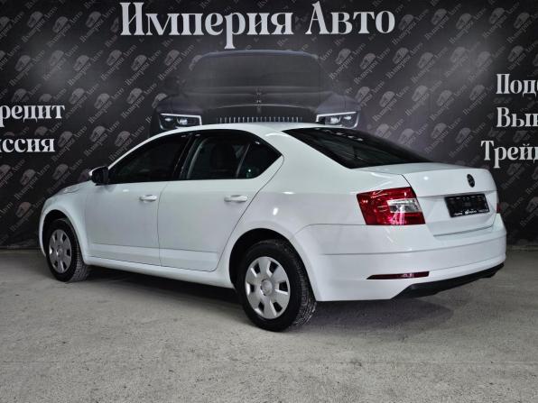 Skoda Octavia III (A7) Рестайлинг с пробегом 2019 года, цена 970 000 рублей, 158000 км, лифтбек, Автокод Объявления