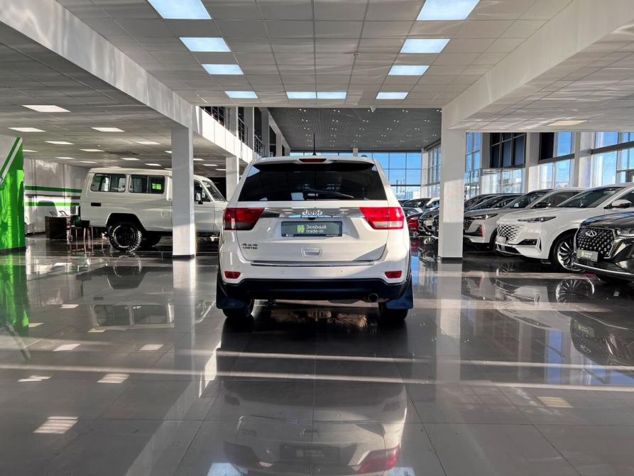 Jeep Grand Cherokee IV (WK2) Тверь  - изображение 4
