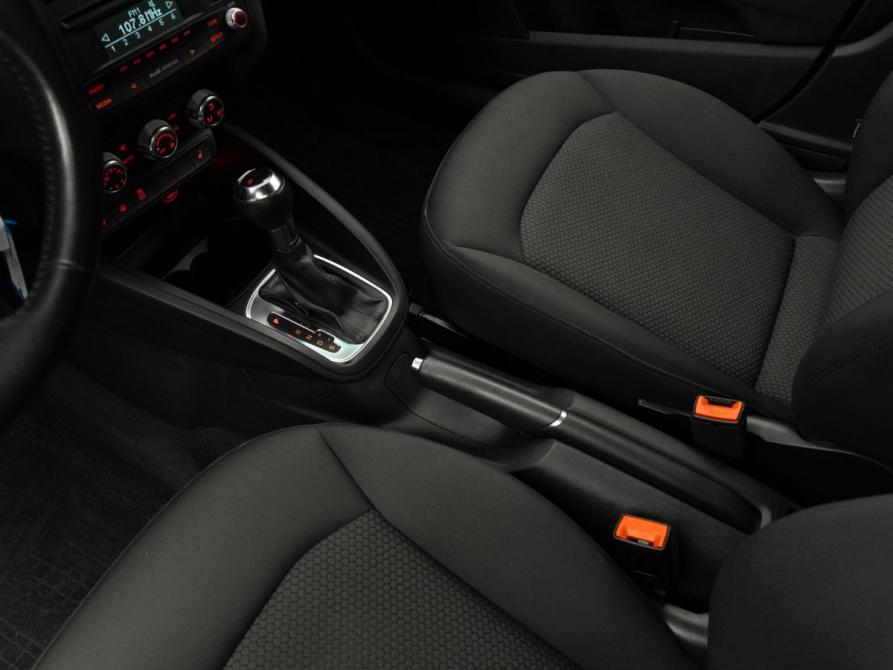 Audi A1 I (8X) Москва  - изображение 14