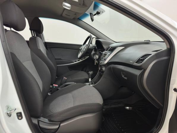 Hyundai Solaris I с пробегом 2013 года, цена 790 000 рублей, 213854 км, седан, Автокод Объявления