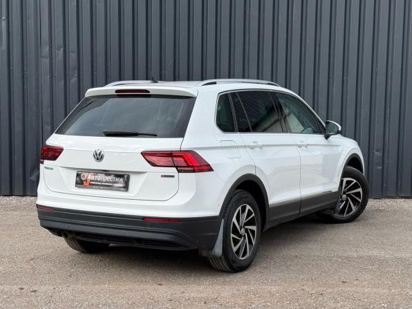 Volkswagen Tiguan II с пробегом 2018 года, цена 2 680 000 рублей, 98336 км, внедорожник, Автокод Объявления