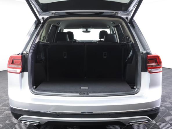 Volkswagen Teramont I с пробегом 2018 года, цена 3 890 000 рублей, 17476 км, внедорожник, Автокод Объявления