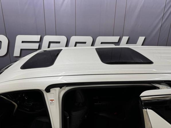 Toyota Alphard III Рестайлинг с пробегом 2021 года, цена 5 999 000 рублей, 25000 км, минивэн, Автокод Объявления