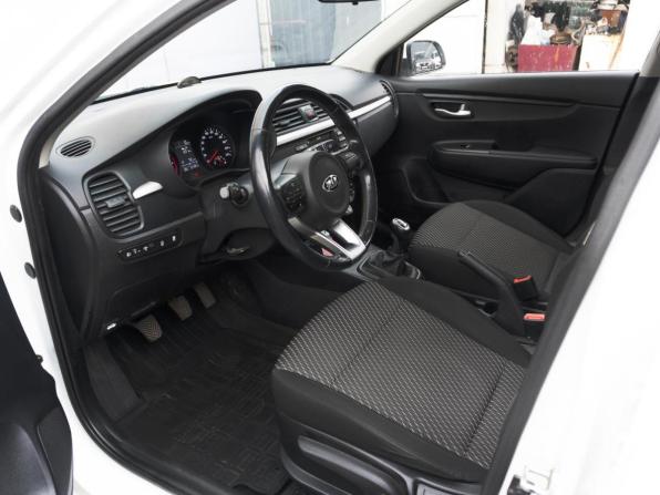 Kia Rio IV с пробегом 2017 года, цена 1 199 000 рублей, 121401 км, седан, Автокод Объявления
