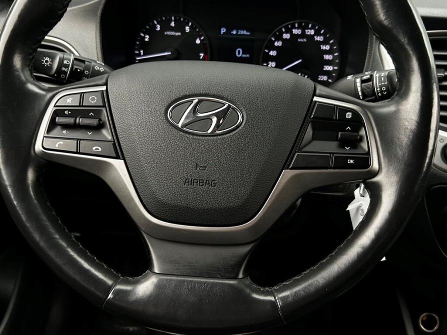 Hyundai Solaris II Санкт-Петербург  - изображение 17