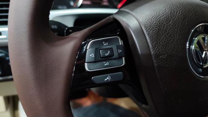Volkswagen Touareg II с пробегом 2011 года, цена 1 940 000 рублей, 278833 км, внедорожник, Автокод Объявления