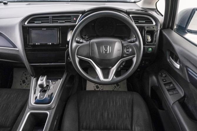 Honda Shuttle II Рестайлинг с пробегом 2019 года, цена 1 399 000 рублей, 110000 км, универсал, Автокод Объявления