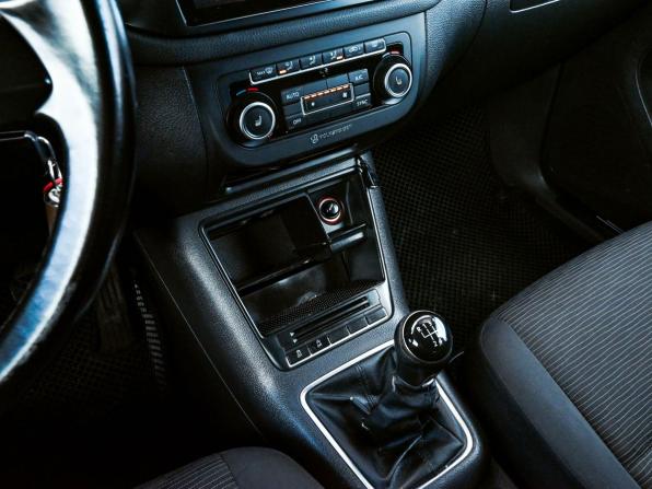 Volkswagen Tiguan I Рестайлинг с пробегом 2012 года, цена 980 000 рублей, 286000 км, внедорожник, Автокод Объявления