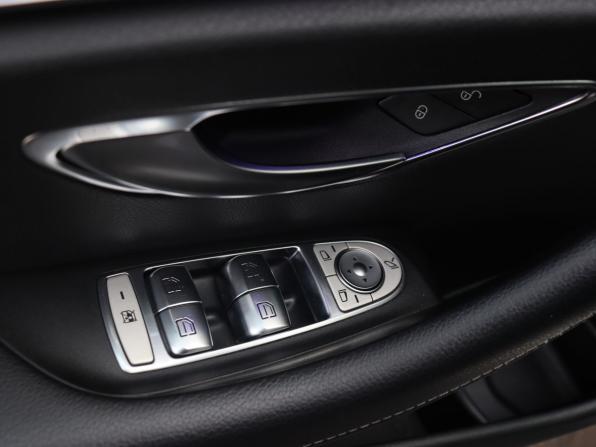 Mercedes-Benz E-Класс V (W213 S213 C238) с пробегом 2017 года, цена 3 599 000 рублей, 67405 км, седан, Автокод Объявления