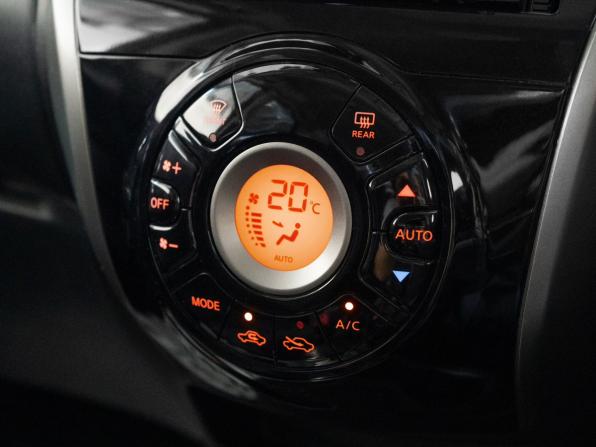 Nissan Note II с пробегом 2014 года, цена 750 000 рублей, 150100 км, хэтчбек, Автокод Объявления