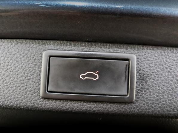 Skoda Karoq I с пробегом 2022 года, цена 2 850 000 рублей, 98480 км, внедорожник, Автокод Объявления