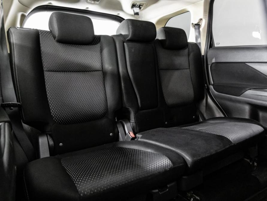 Mitsubishi Outlander III Рестайлинг 2 Санкт-Петербург  - изображение 17
