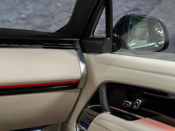 Новый Land Rover Range Rover V 2025 года, цена 23 290 000 рублей, внедорожник, Автокод Объявления
