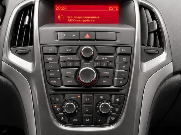 Opel Astra J Рестайлинг с пробегом 2013 года, цена 807 000 рублей, 118919 км, седан, Автокод Объявления