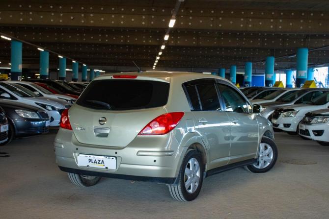 Nissan Tiida I с пробегом 2008 года, цена 629 000 рублей, 262144 км, хэтчбек, Автокод Объявления