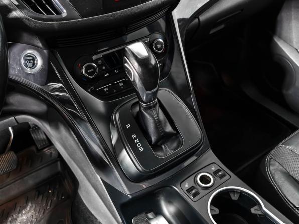 Ford Kuga II с пробегом 2015 года, цена 1 155 000 рублей, 171754 км, внедорожник, Автокод Объявления