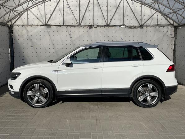 Volkswagen Tiguan II с пробегом 2017 года, цена 2 370 000 рублей, 199736 км, внедорожник, Автокод Объявления