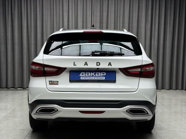Lada (ВАЗ) Vesta I Рестайлинг (NG) с пробегом 2024 года, цена 1 679 000 рублей, 18000 км, универсал, Автокод Объявления